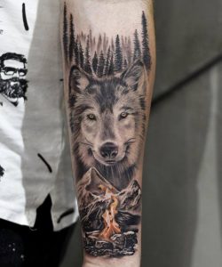 55914130_300610083940899_1413968259648061440_n